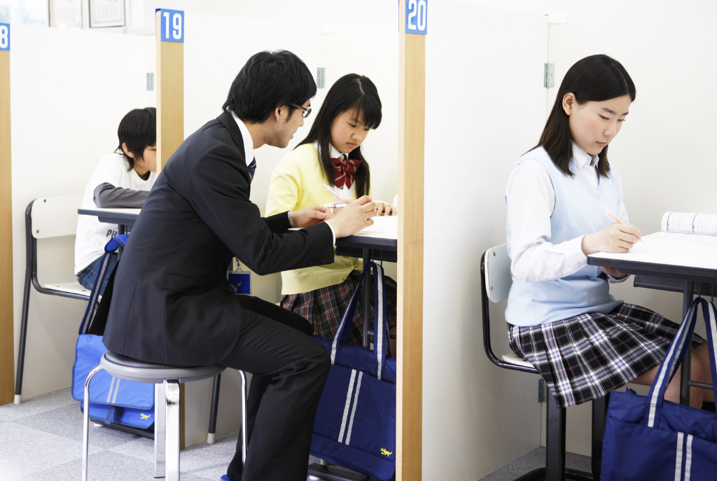 https://z6s864.media.saiyo-job.jp/contents/data/cb97125f-96cc-494f-ad1c-9f3fc59466ec
